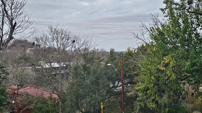 Photo - 4902 Westview Dr