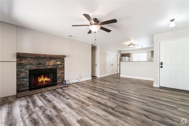 Building Photo - 2750 S Durango Dr Unit 2069 Rental