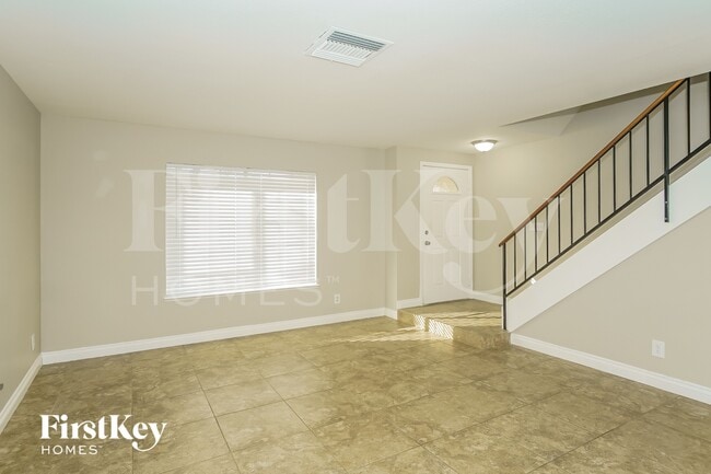 Photo - 1727 Duarte Dr
