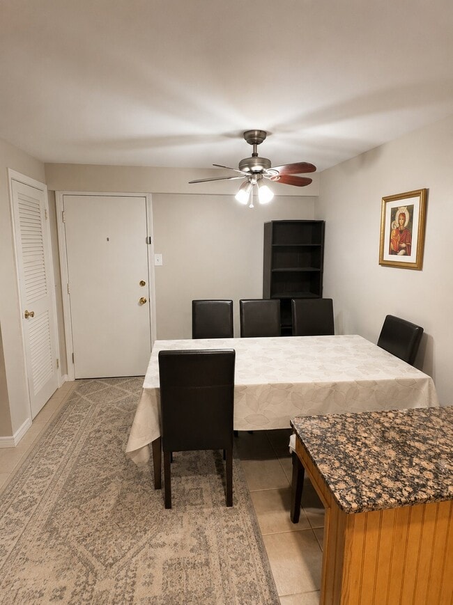 Photo - 8814 Briar Ct
