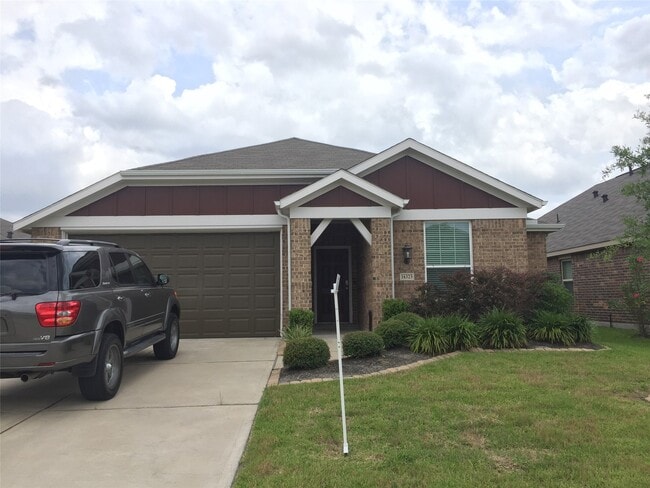 Building Photo - 16323 Hillside Garden Ln