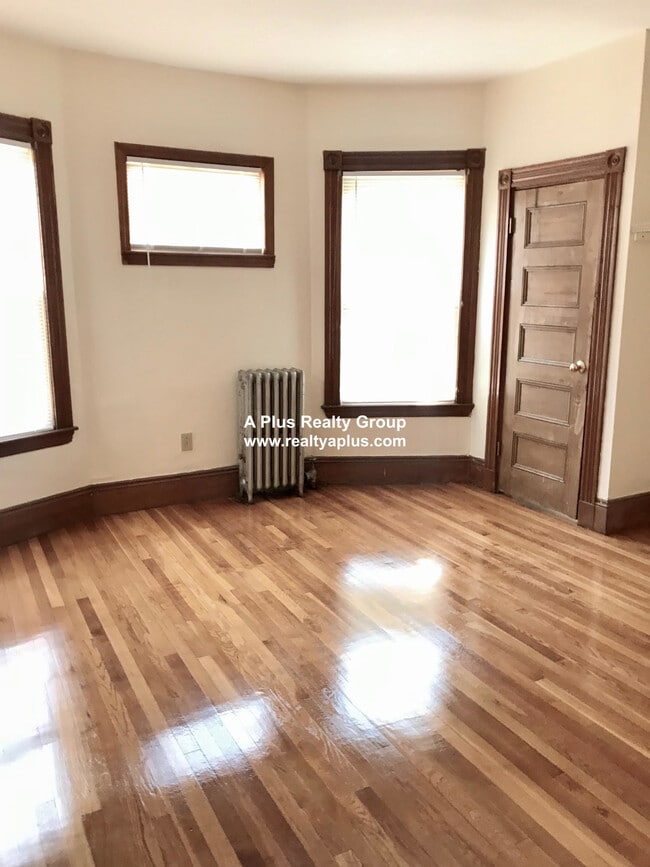 Photo - 336 Centre St Unit 2