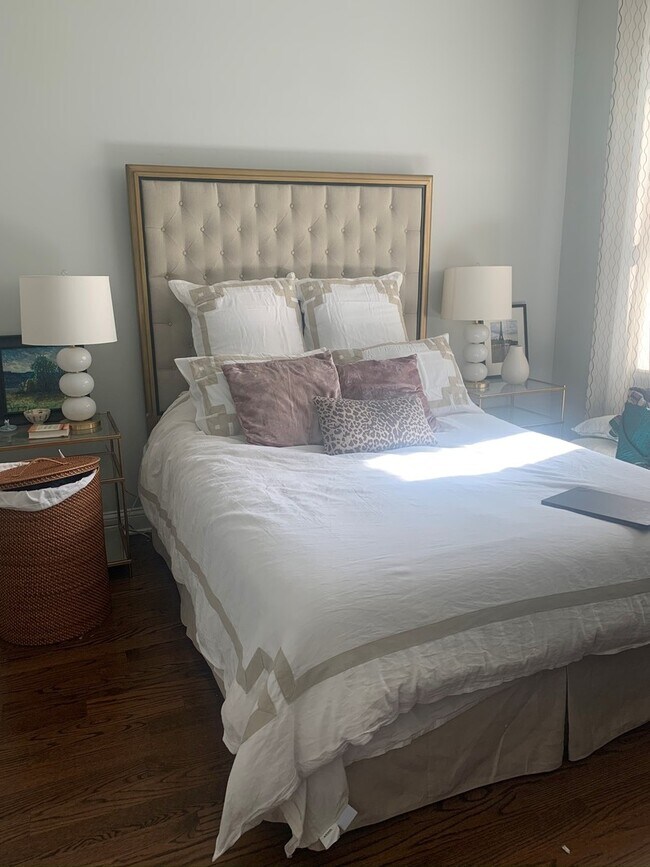 Photo - 1535 N Orleans St