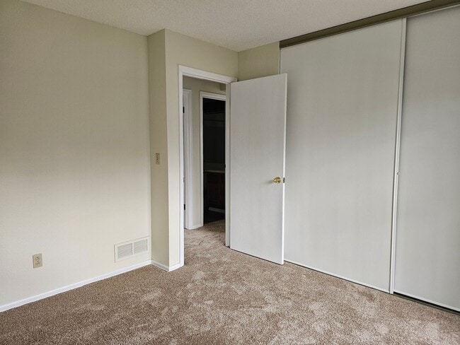 Photo - 2 Bedroom Home with Large Yard - Close to Waneka Lake Park