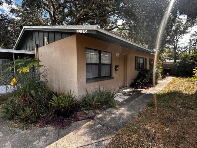 Building Photo - Stunning Updated Home with Large Fenced Yard