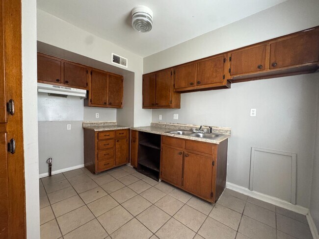 Photo - 3481 Dunn Ave