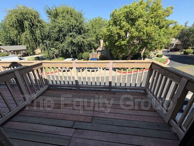 Photo - 4805 W Iris Ave