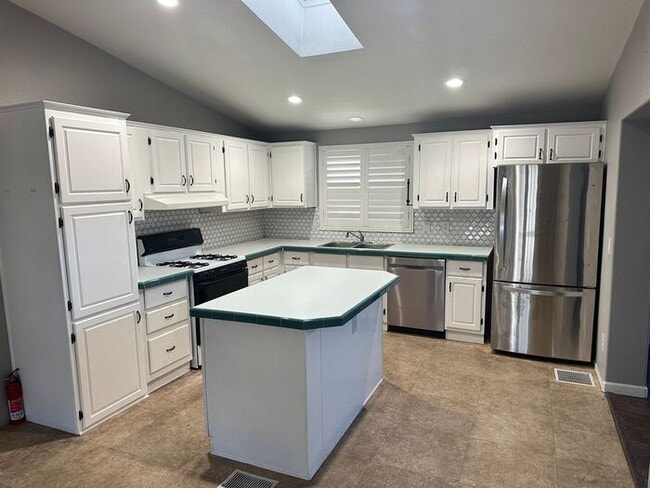 Photo - Charming villa in 55 plus quiet neighborhood.