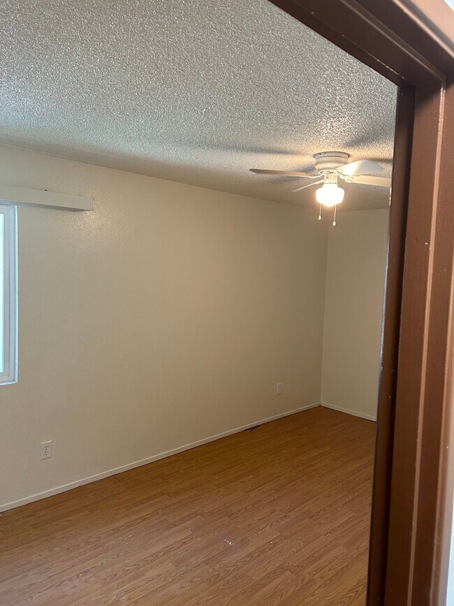 Photo - 2107 Elizabeth St Unidad 2