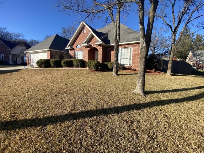 Photo - 6012 Remington N Cir