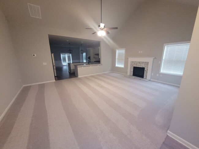 Photo - 4 bedroom 2.5 bath