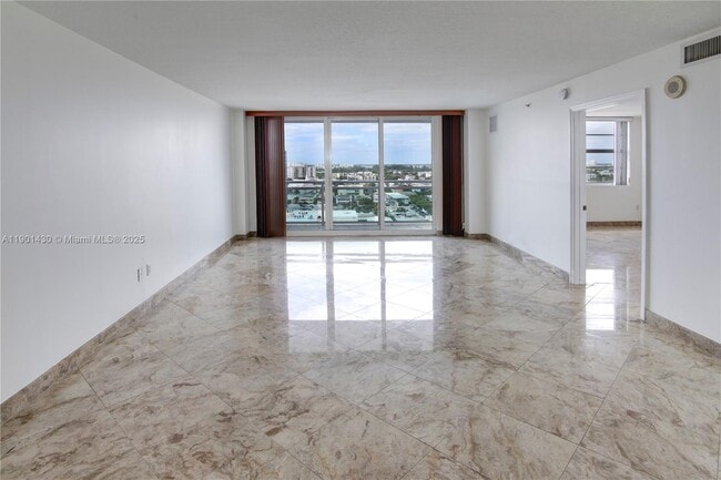 Photo - 6917 Collins Ave Unidad 1622