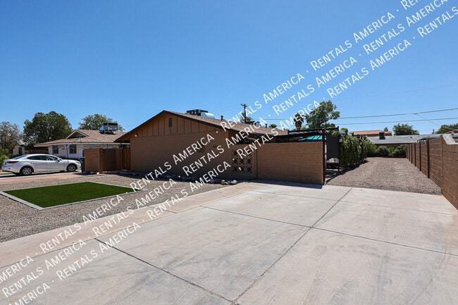 Photo - 2931 W Villa Maria Dr