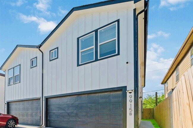 Building Photo - 9915 Porto Rico Rd Rental