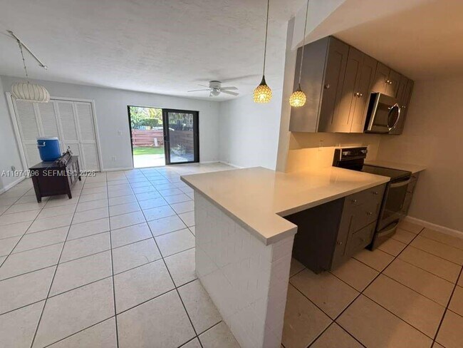 Photo - 13503 NE 24th Pl