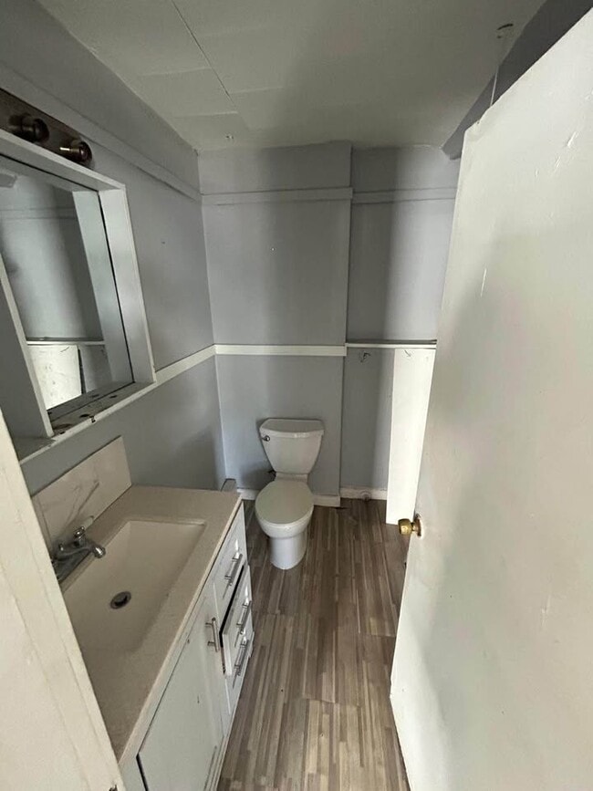 23 Forest St Unit 2L