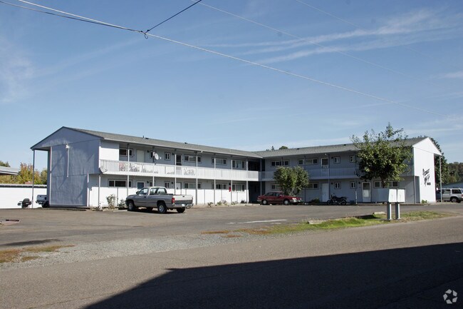 Photo - Pioneer Plaza Manor