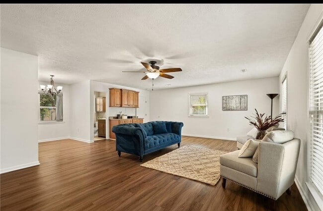 Photo - 2012 Blue Teal Ln