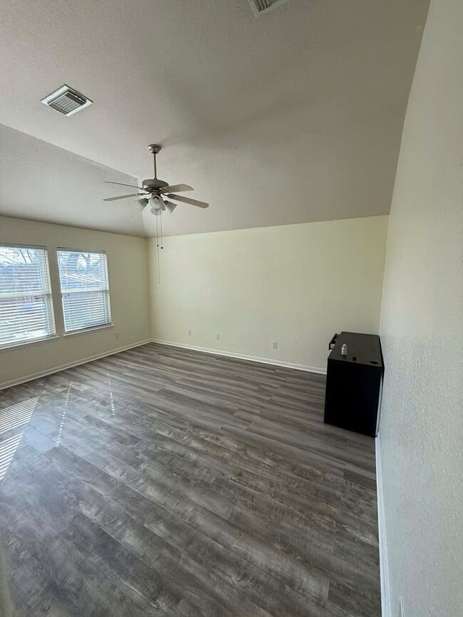 Photo - 17715 Barton Point Ln