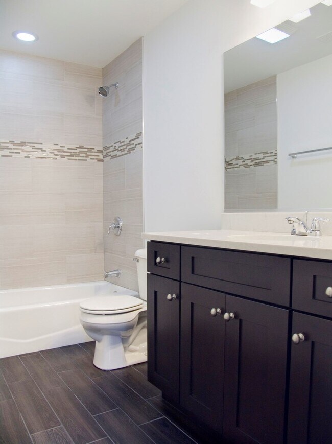 Photo - 4113 N Western Ave Unidad 2