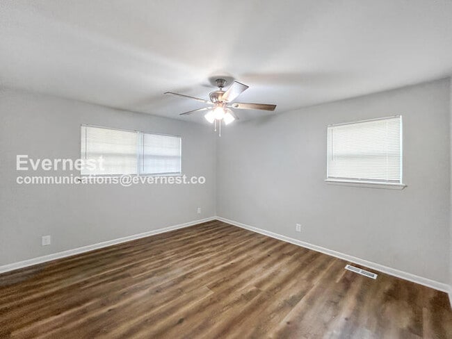 Photo - 2086 Fairburn Rd SW