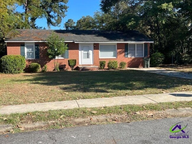 Photo - 111 Nix Way