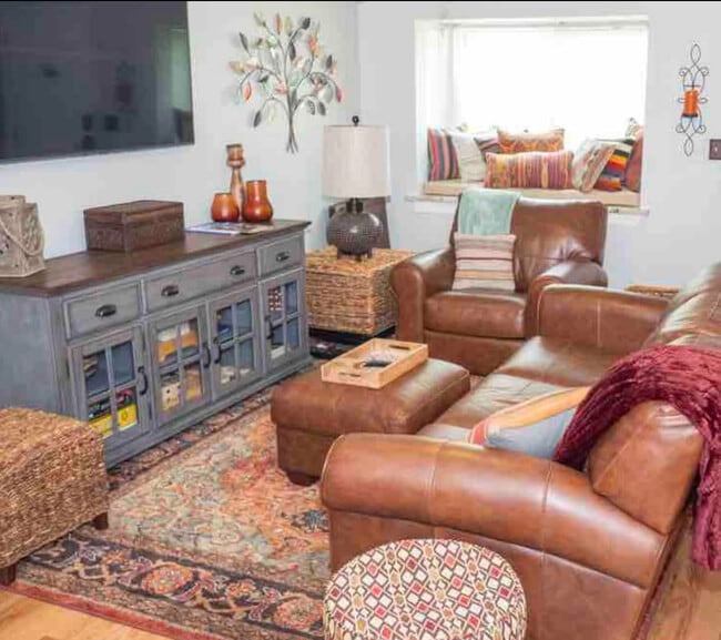 Photo - 3325 Misty Meadows Dr