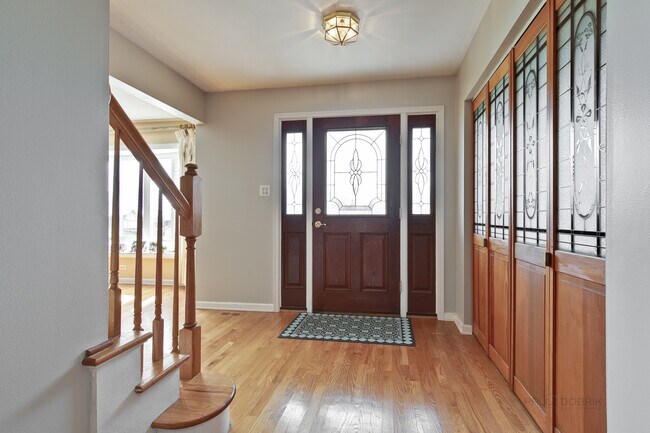 Photo - 457 S Kensington Ct