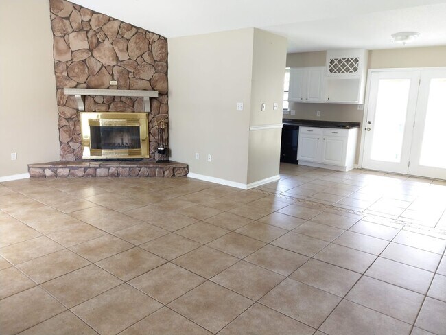 Photo - 201 Driftwood St