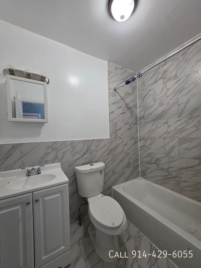 Photo - 194 1/2 Buena Vista Ave-