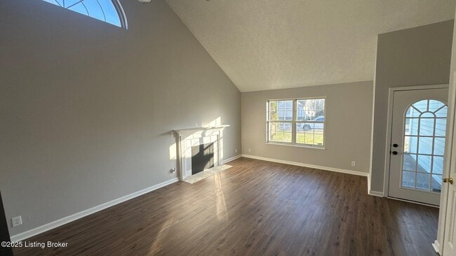 Photo - 3905 Handley Ave