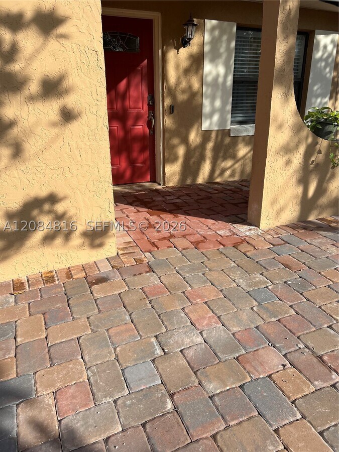 Photo - 1829 Matterhorn Dr