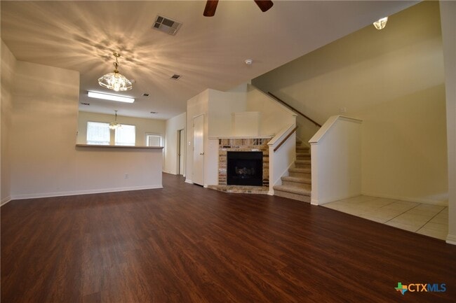 Building Photo - 2215 Dry Creek Dr Unit 806 Rental