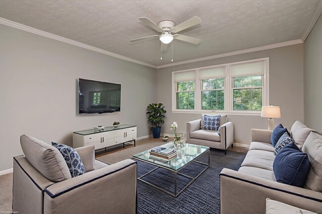 Building Photo - 181 Melba St Unit APT 320