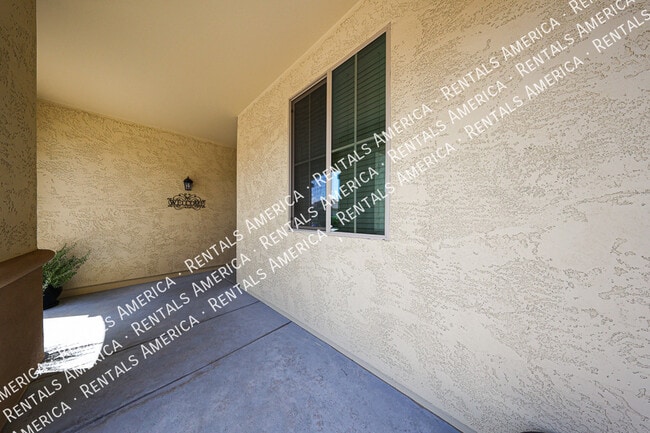 Photo - 276 E Coconino Dr