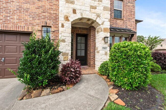 Photo - 13802 Amelia Lake Ln House