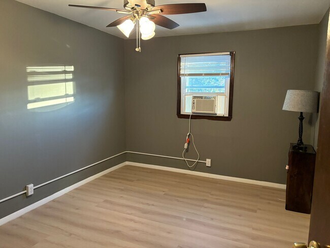 Photo - 10 Blanche St Unit # 1