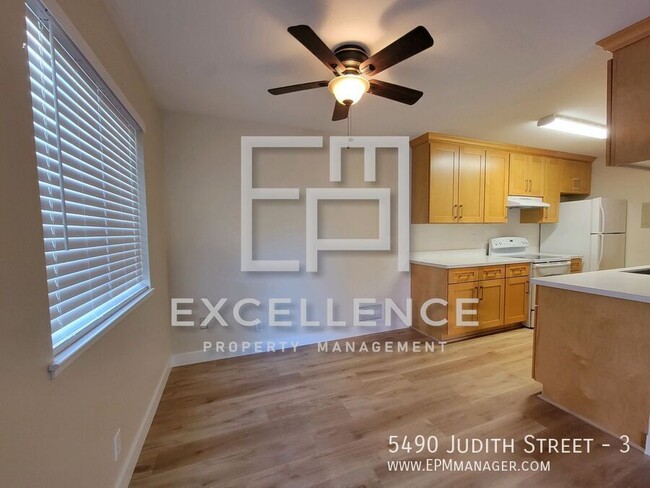 Photo - 5490 Judith St