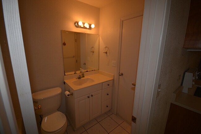 Photo - 1751D 10th Ave