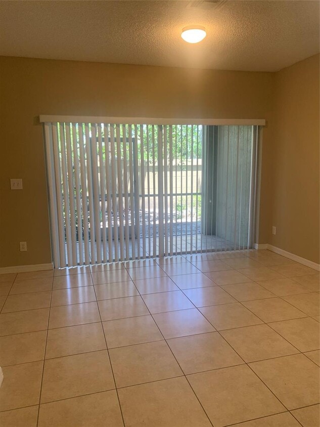 Photo - 234 SW 122nd Ter (Pembroke Pines, FL)