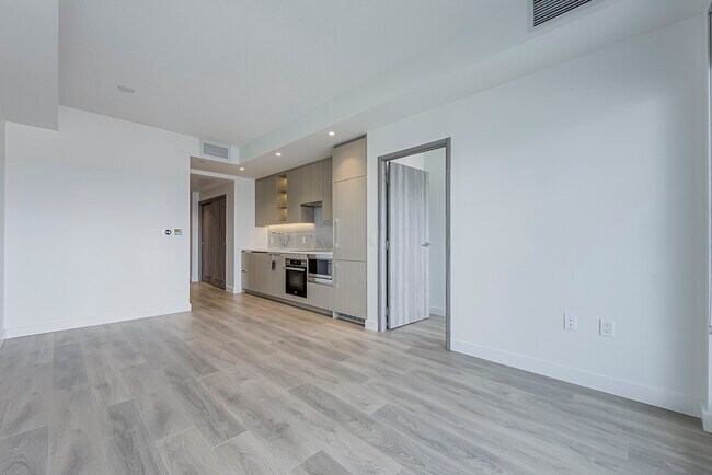 Photo - 95-995 McMahon Dr