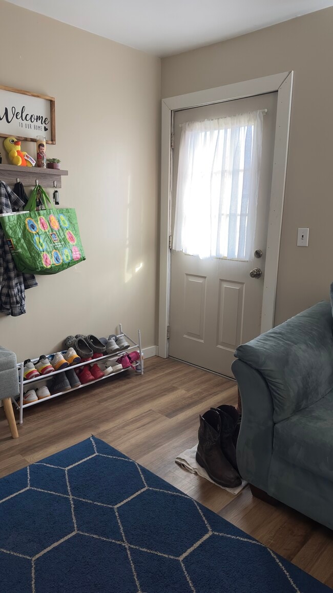 Photo - 4511 Madison Ave SE