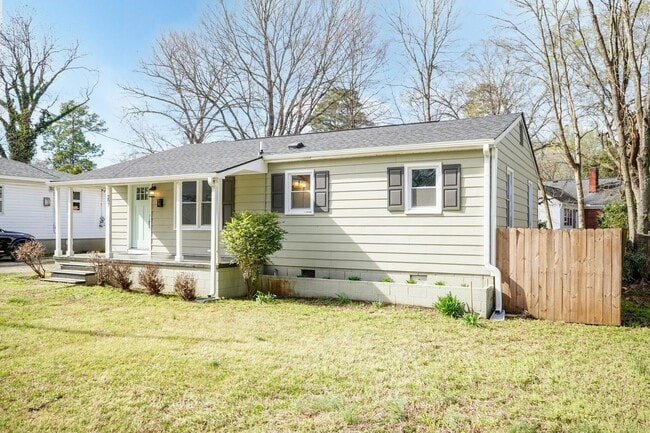 Photo - Three Bedroom Home!