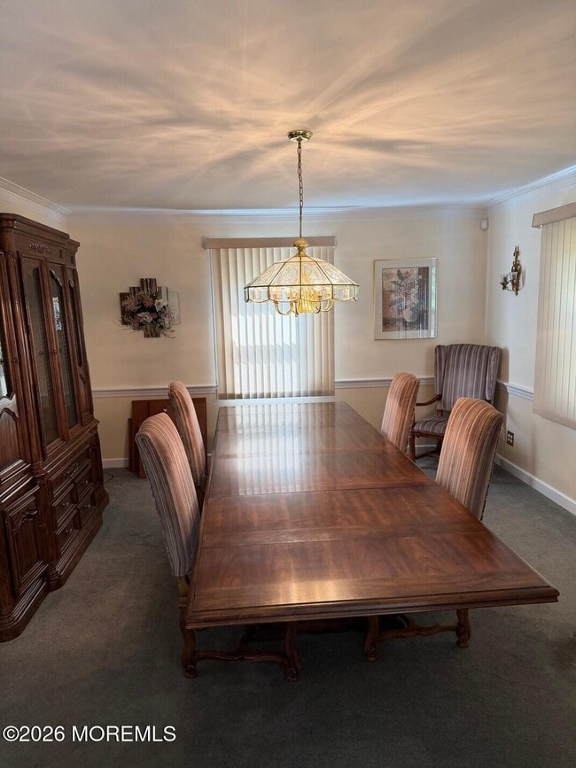 Photo - 320 Boulevard