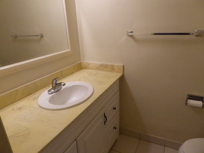 Photo - 240 Ellwood Beach Dr