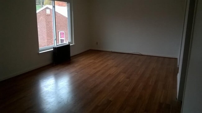 Photo - 1000 Hartman St Unit 5