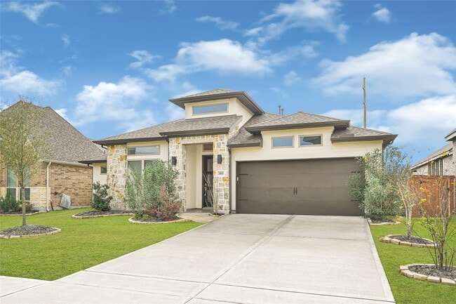 Photo - 24831 Hibiscus Gdn Wy