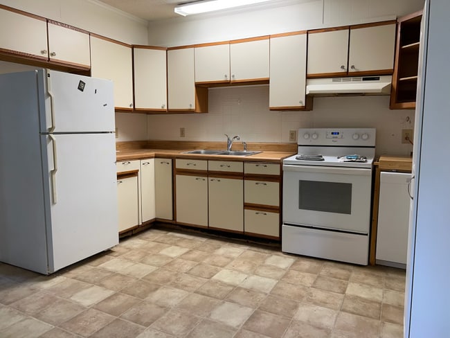 Photo - 4932 McDonald Ave