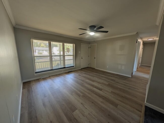 Photo - 630 Gerald Ave