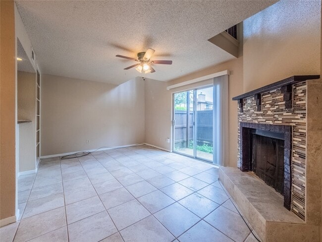 Photo - 1500 Bay Area Blvd Unidad 138 Rental